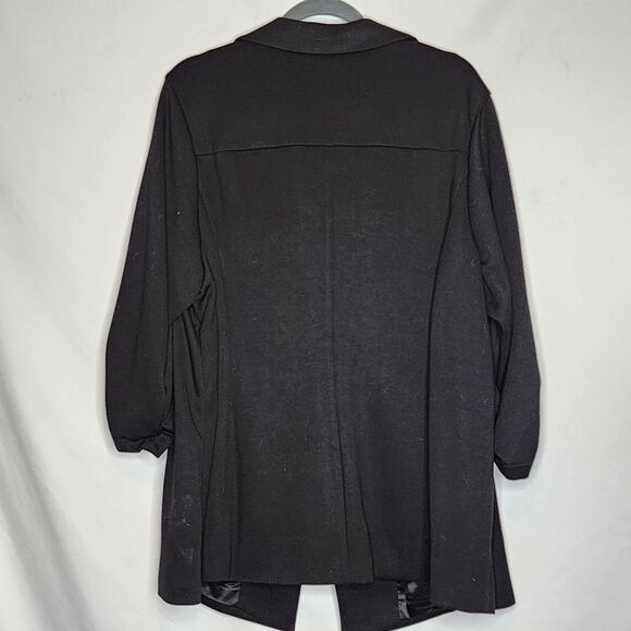 4X 26W Torrid Black Cupro Blazer Knit Stretch Lined Button Close Caterpillar Sle - Picture 8 of 8